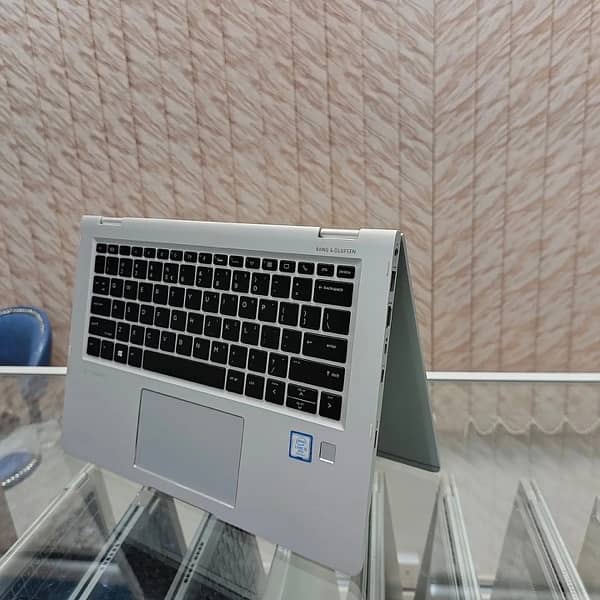 HP ELITEBOOK FOLIO (1030 G2) -MOST DEMENDING LAPTOP 8