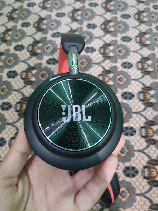 Jbl headphones j-08 2