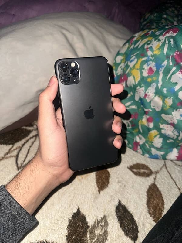 iPhone 11 Pro Max PTA Approved , Exchange Possible. 1