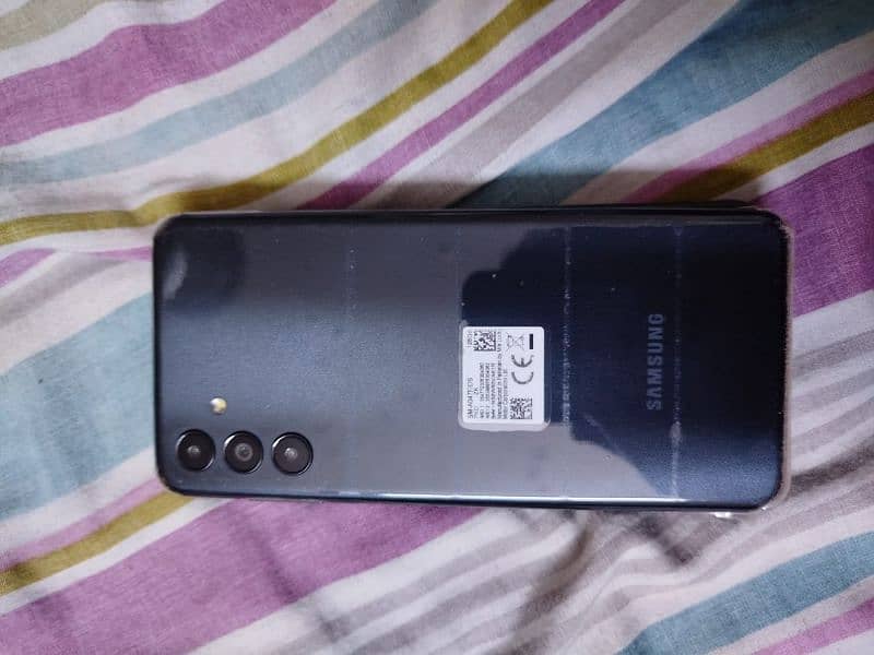 Samsung A04S 4/128 gb 10/10 condition with box and black bubble cover 1