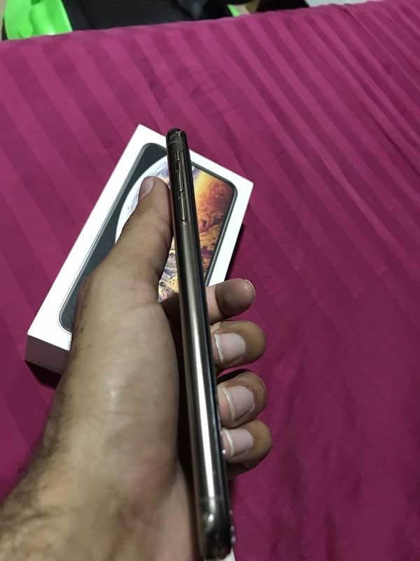 iphone xs max gold 256gb Approved 0