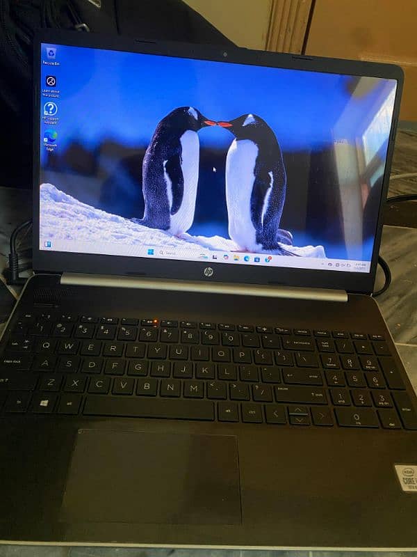 hp i5 10G1 touch screen 8/256GB 2