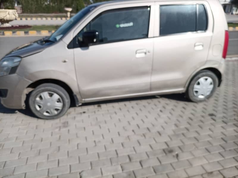 Suzuki Wagon R 2017 5