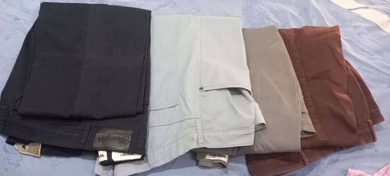 4 pants 2 shirts and 2 stalwar kameez Size XL 1