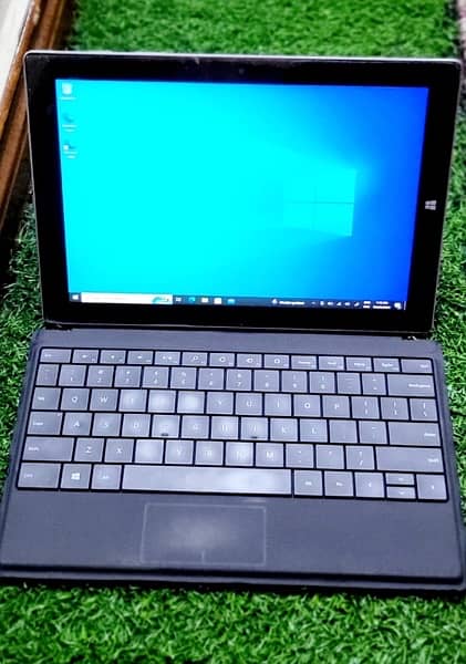 Microsoft Surface 3 With Original Keyboard 0