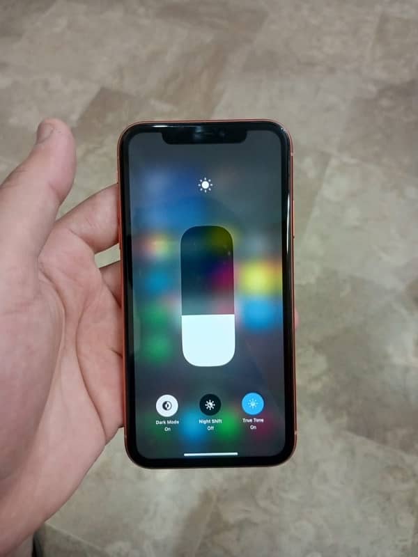 iphone XR 0