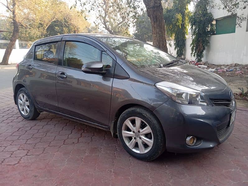 Toyota Vitz 2012 2