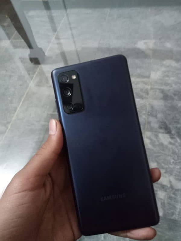 samsung s 20 fe urgent sale 3