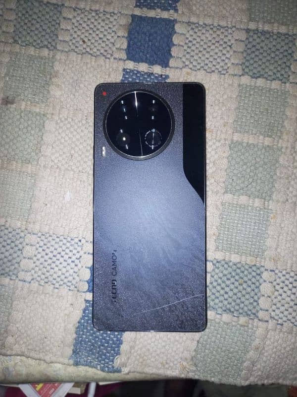 tecno camon 30 0