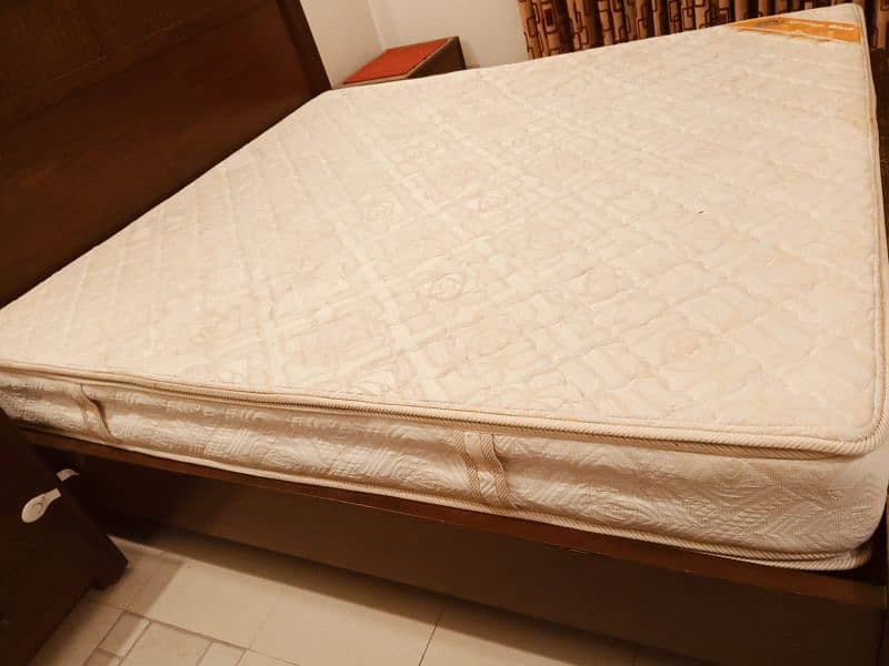 Dura Foam King Size Spring Mattress 4