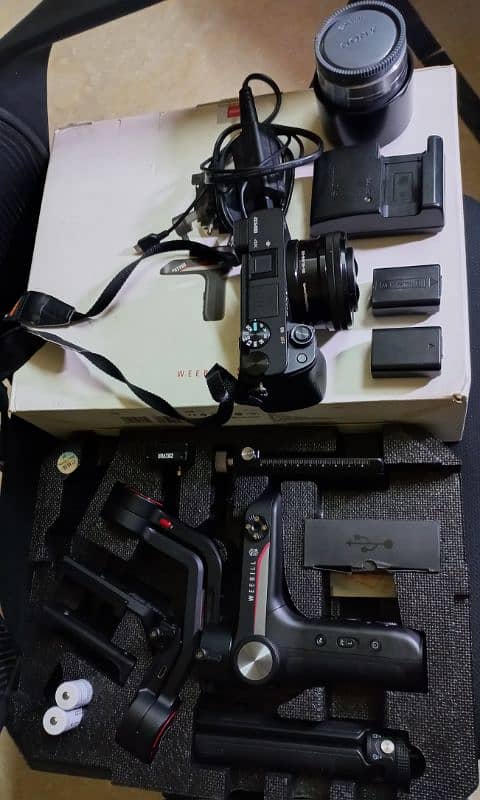 Sony a6400 camera and Gimble with Complete kit 1