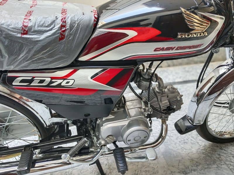 Honda CD 70 For Sale In Mint Condition 3