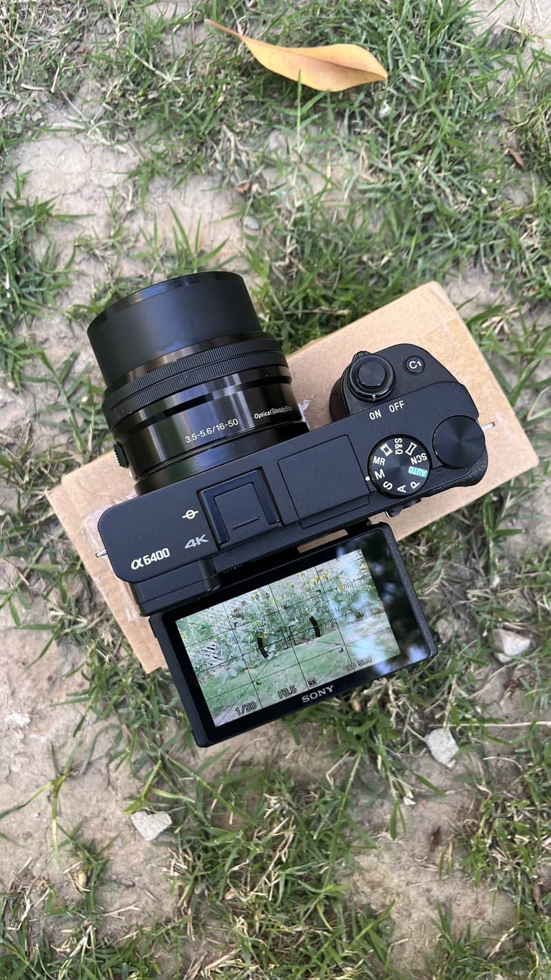 Sony a6400 + 16-50mm lens for sale | 10/10 condition as good as new 6