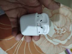 Apple airpods 2nd generation original box packed