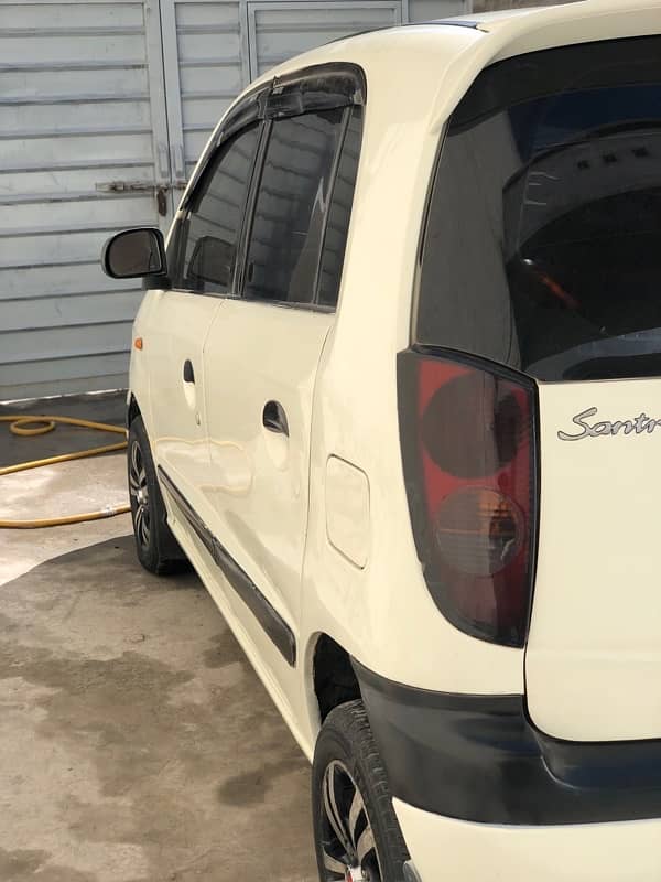 Hyundai Santro 2005/6 exective better than mehran cultus alto 2