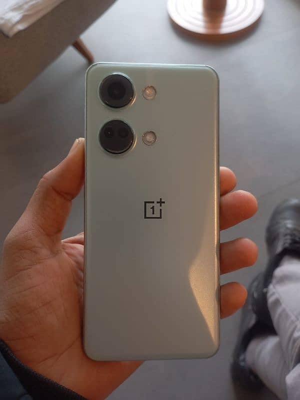 OnePlus nord 3 ya ace 2v 0