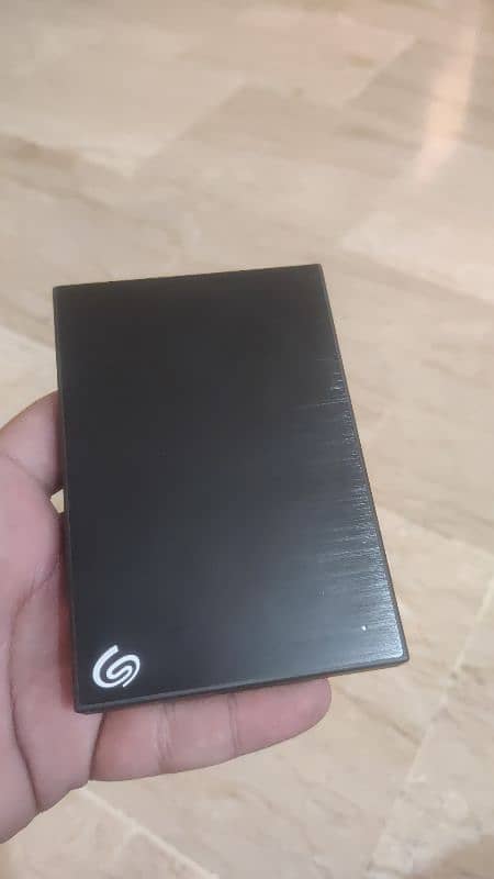 2tb Seagate external Harddrive 0