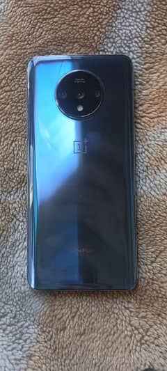 One Plus 7T 8 128 Gb Double Sim Slightly Rough condition