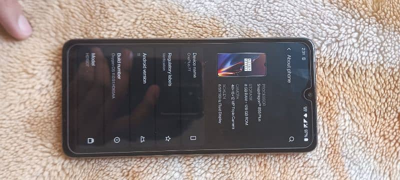 One Plus 7T 8 128 Gb Double Sim Slightly Rough condition 6