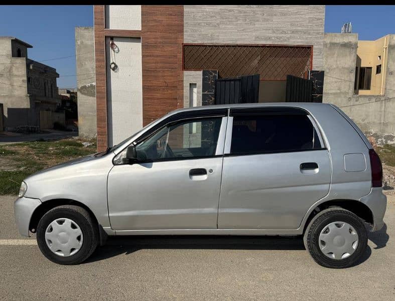 Suzuki Alto 2012 3