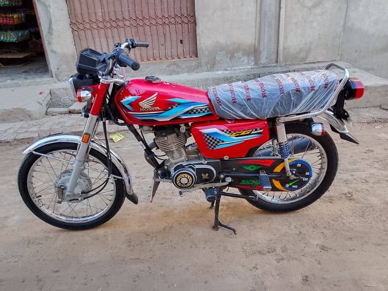 Honda CG 125 bike for sale model 2024 03708340134//03290347338 2