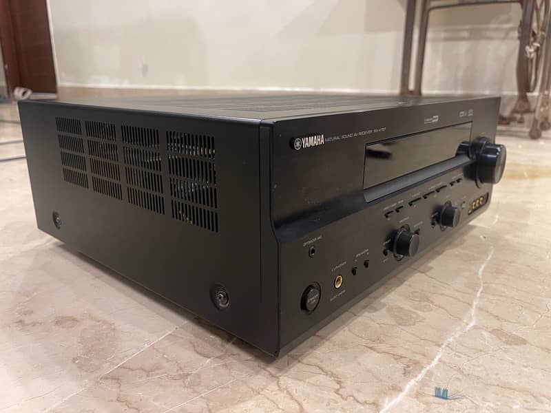 Yamaha rx-v757 7.1 chanal /Denon Marantz Onkyo Klipsch pioneer Bose 4