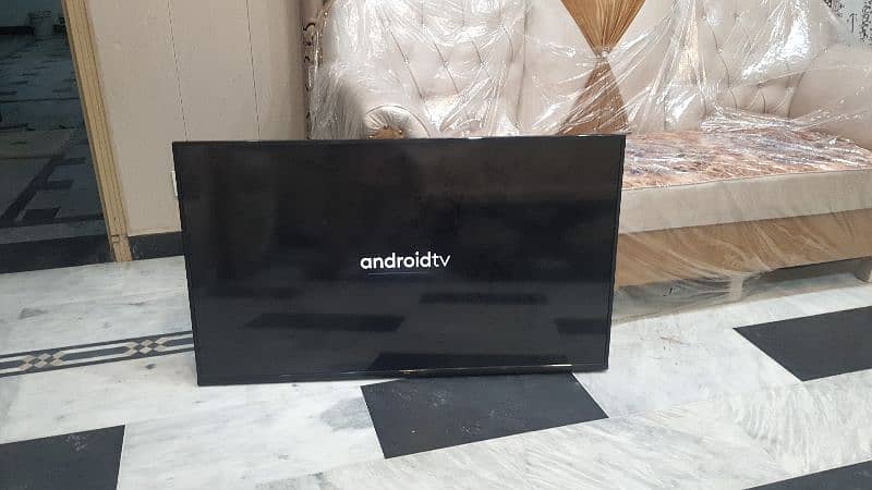 Tcl led 4k 50 inch android neat clean perfect condition (call me) 1