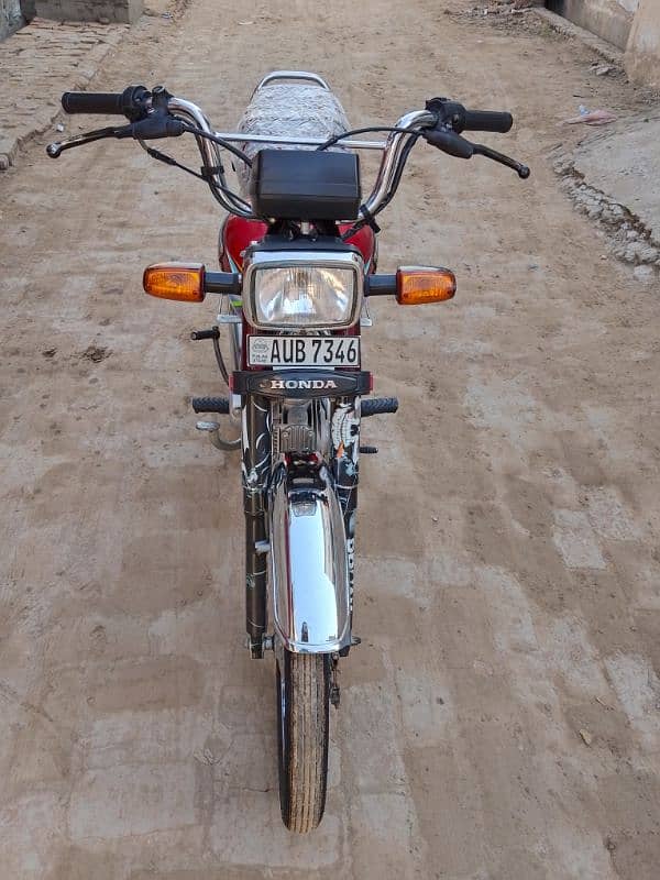 Honda CD 70 motorcycle for sale model 2024 03067231437/03477853758 2