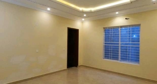 Brand New 10 Marla House For sale In Khayaban-e-Amin Khayaban-e-Amin 1