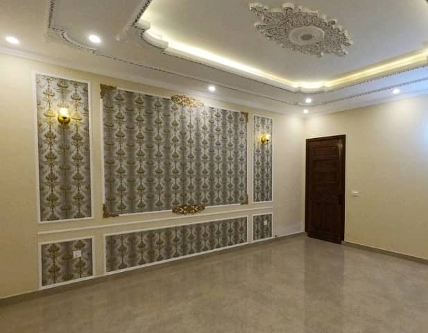 Brand New 10 Marla House For sale In Khayaban-e-Amin Khayaban-e-Amin 2