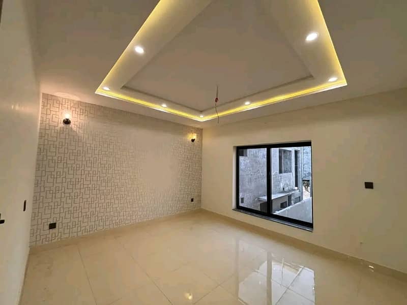 1 KANAL UPPER PORTION FOR RENT 10