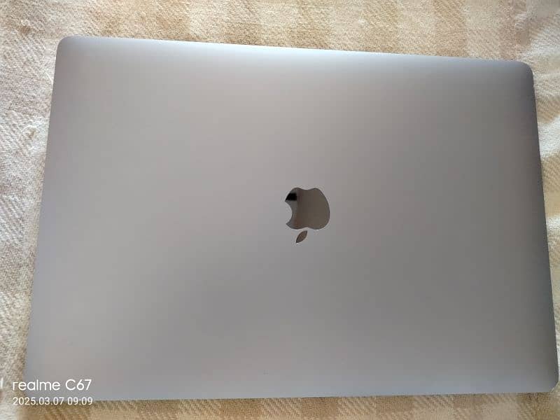 MacBook Pro 2019 0