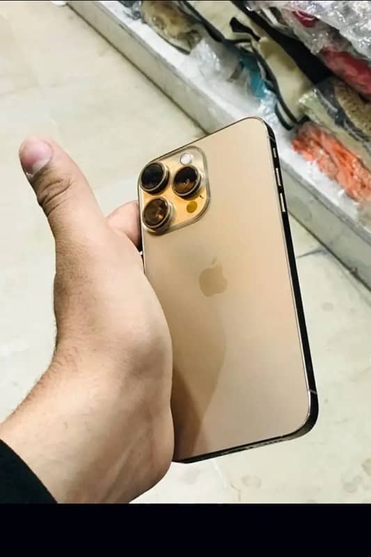 iPhone XR converted into 16 pro 64jb 1