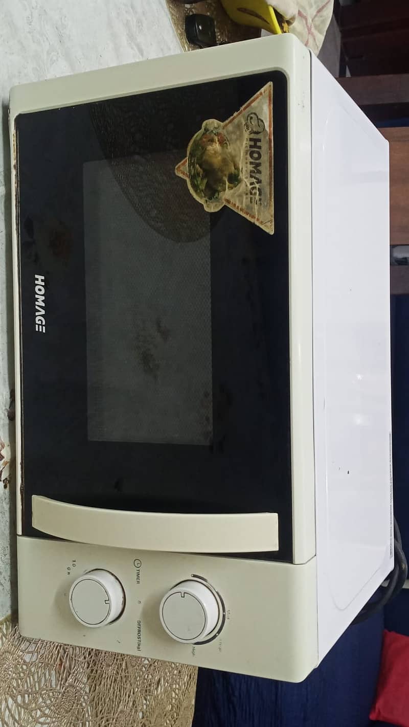 Homage microwave for sale in good working condition 0