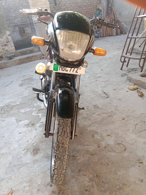 Honda pridor 2013 model good condition 7