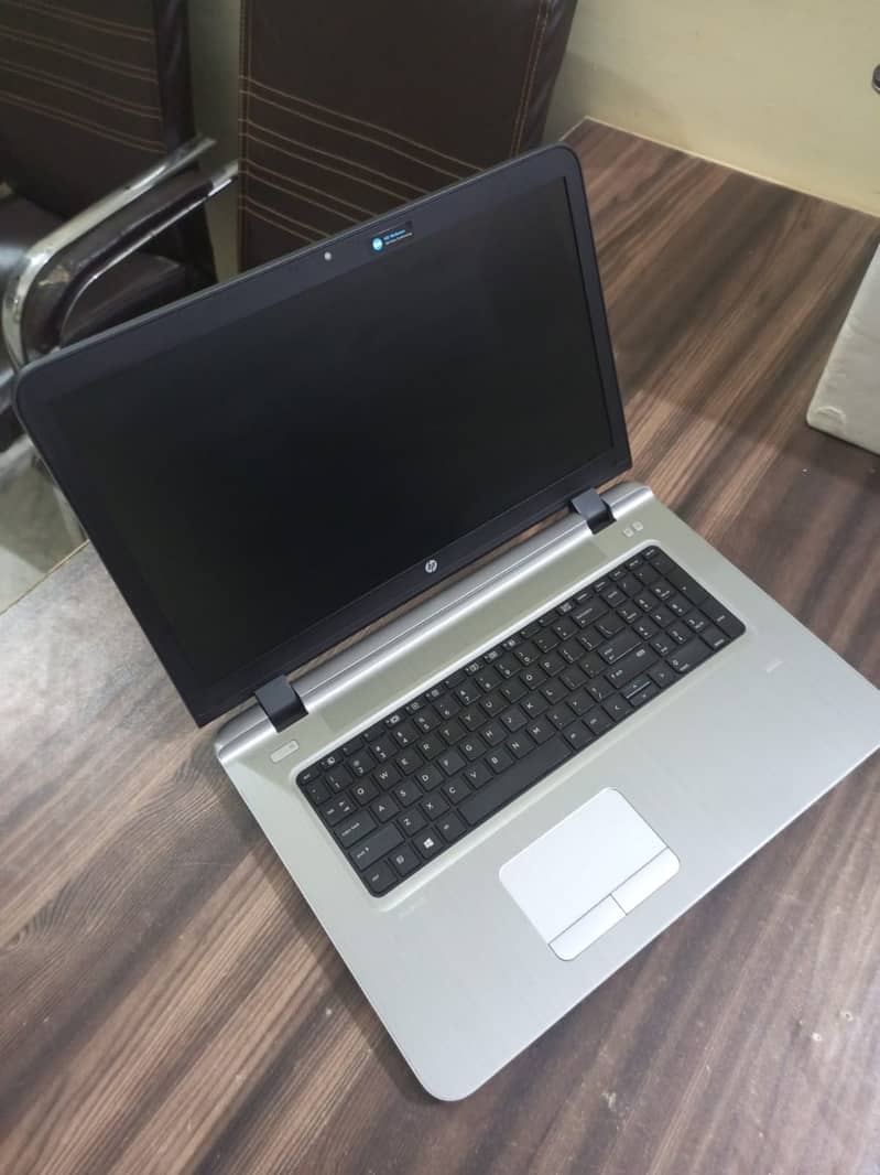 HP ProBook 470 G3 Core i5-6th 8GB RAM 128GB SSD+500GB 1GB AMD Radeon 0