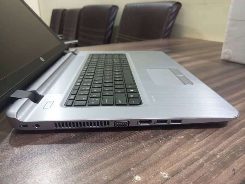 HP ProBook 470 G3 Core i5-6th 8GB RAM 128GB SSD+500GB 1GB AMD Radeon 1