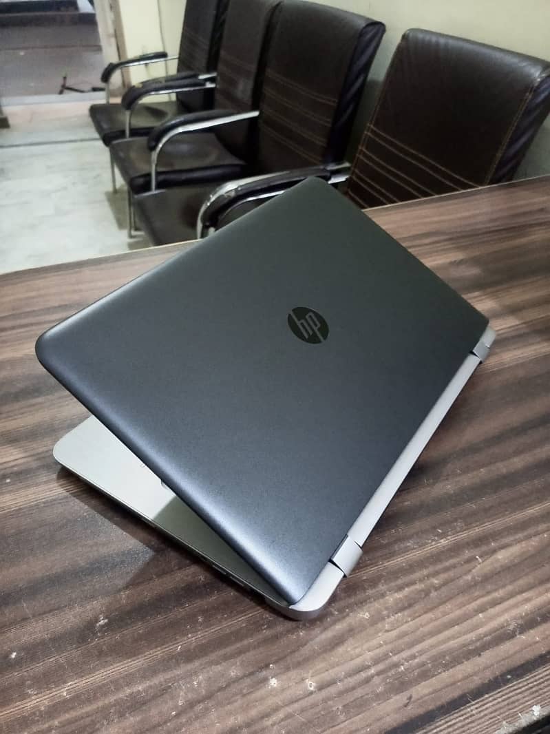 HP ProBook 470 G3 Core i5-6th 8GB RAM 128GB SSD+500GB 1GB AMD Radeon 15