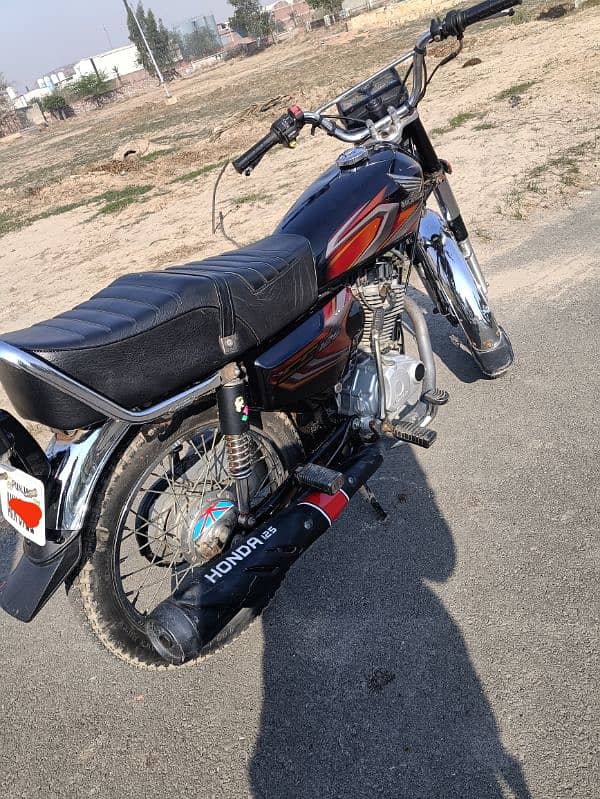 Honda 125 good condition 3