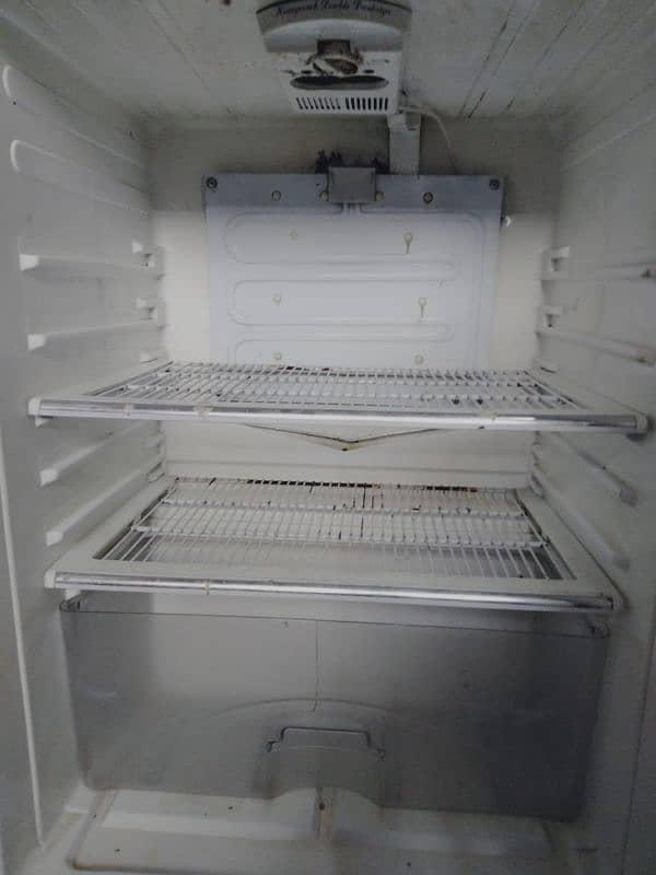 Dawlance Fridge 1.5 years used 2