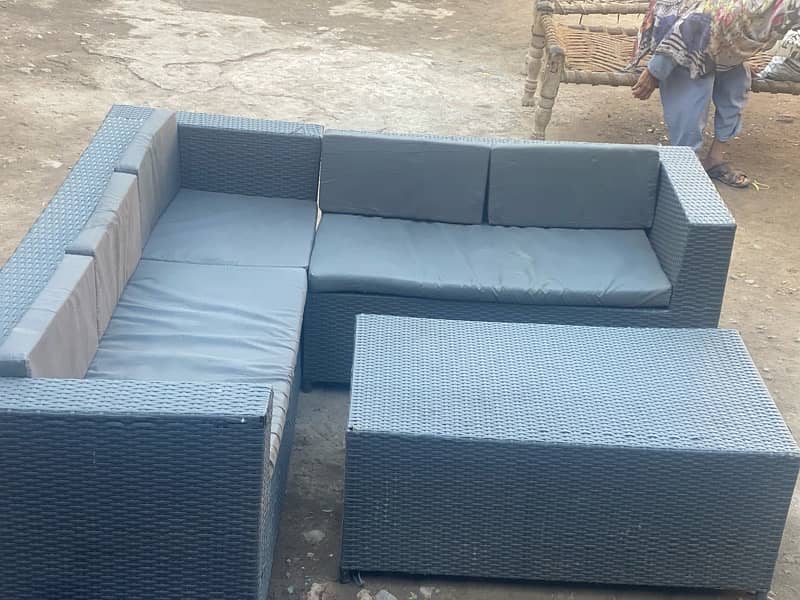 5 seater sofa set with cushions 2