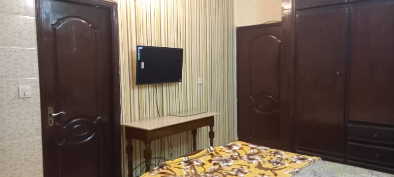 Furnished Room For Rent 25