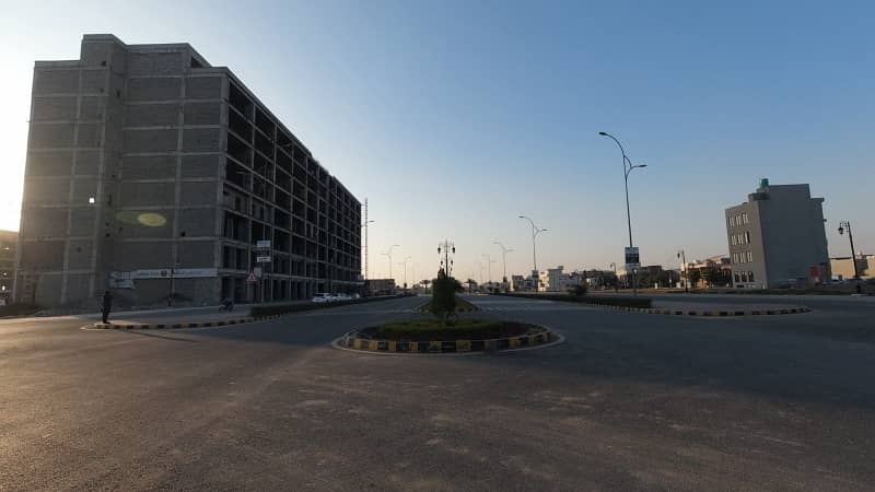 10 Marla On Ground Plot For Sale In B Block - Etihad Town Phase 2 6