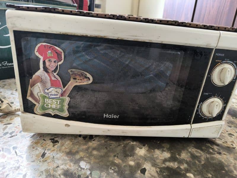 Microwave Haier 3