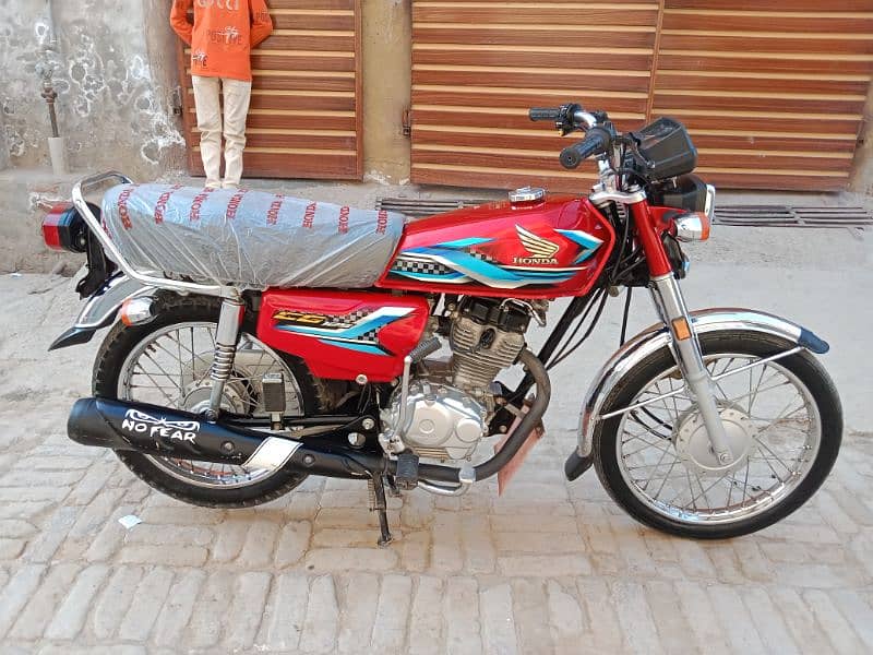 Honda Cg 125 model 23/24 for sale 0301.1952338 0316 2486186 2