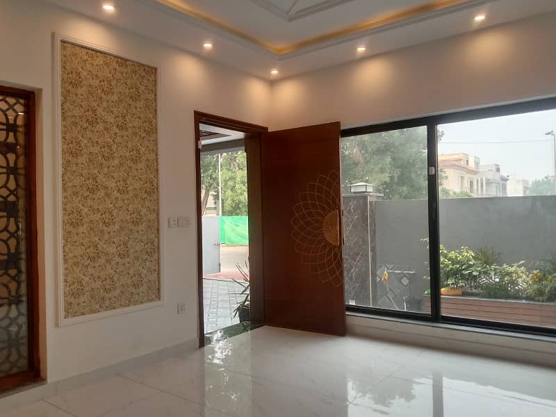 Highly-Desirable Upper Portion Available In Bahria Town - Sector C For rent 8