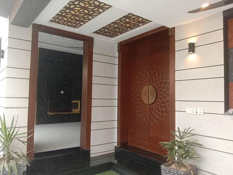 Highly-Desirable Upper Portion Available In Bahria Town - Sector C For rent 9