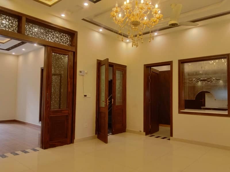 Upper Portion In Bahria Town - Sector C For rent 2