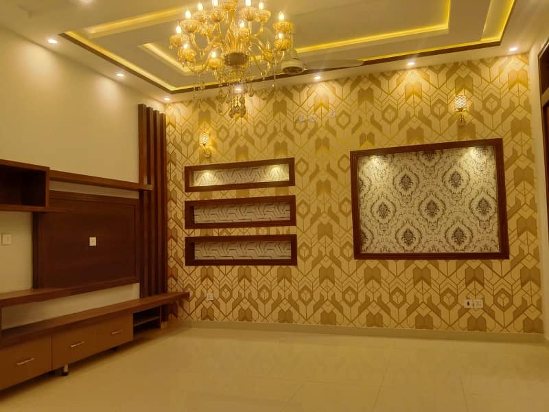 Upper Portion In Bahria Town - Sector C For rent 3