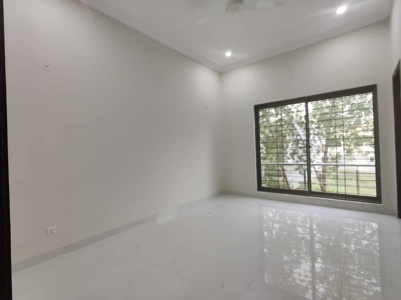 10 Marla Upper Portion In Bahria Town Of Lahore Is Available For rent 9